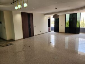 [es_property_field name="es_type"] in [es_property_field name="city"] - [es_property_field name="price"]
