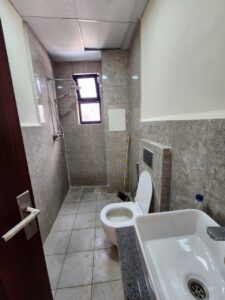 [es_property_field name="es_type"] in [es_property_field name="city"] - [es_property_field name="price"]