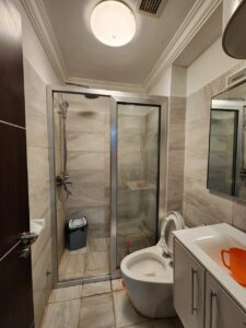 [es_property_field name="es_type"] in [es_property_field name="city"] - [es_property_field name="price"]