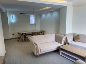 [es_property_field name="es_type"] in [es_property_field name="city"] - [es_property_field name="price"]