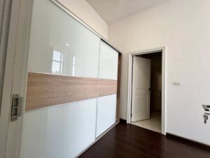 [es_property_field name="es_type"] in [es_property_field name="city"] - [es_property_field name="price"]