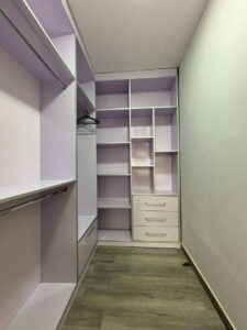 [es_property_field name="es_type"] in [es_property_field name="city"] - [es_property_field name="price"]