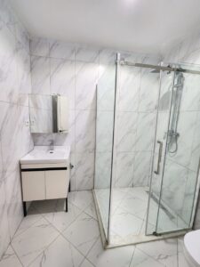 [es_property_field name="es_type"] in [es_property_field name="city"] - [es_property_field name="price"]