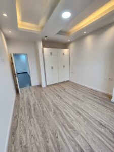 [es_property_field name="es_type"] in [es_property_field name="city"] - [es_property_field name="price"]