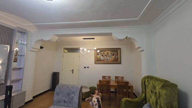 [es_property_field name="es_type"] in [es_property_field name="city"] - [es_property_field name="price"]