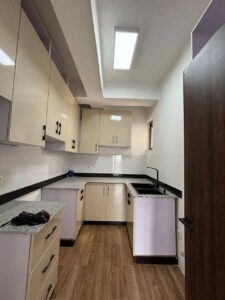 [es_property_field name="es_type"] in [es_property_field name="city"] - [es_property_field name="price"]