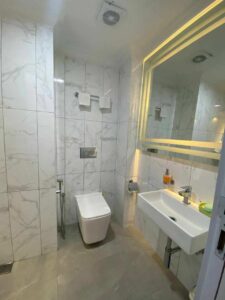 [es_property_field name="es_type"] in [es_property_field name="city"] - [es_property_field name="price"]