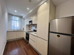 [es_property_field name="es_type"] in [es_property_field name="city"] - [es_property_field name="price"]