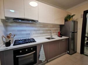 [es_property_field name="es_type"] in [es_property_field name="city"] - [es_property_field name="price"]